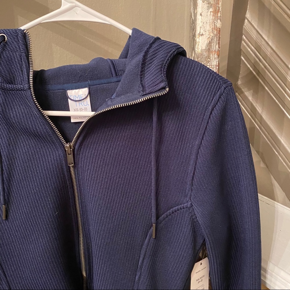 Time & Tru - Picture 2 of 4